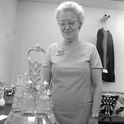 Joyce Kundle, Panorama Art Show, May 2, 1973: Frame 42a