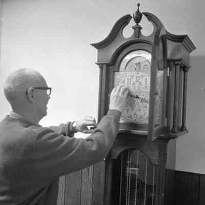 Verner Carlson, Panorama Art Show, May 2, 1973: Frame 18c