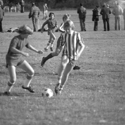 Soccer game, 1978: Frame 42a