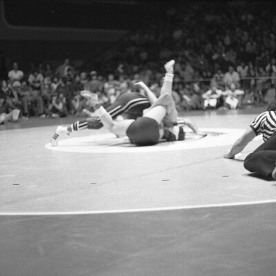 Championship wrestling match, 1977: Frame 2