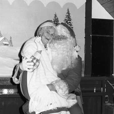 Santa at South Sound Center.: Frame 26a