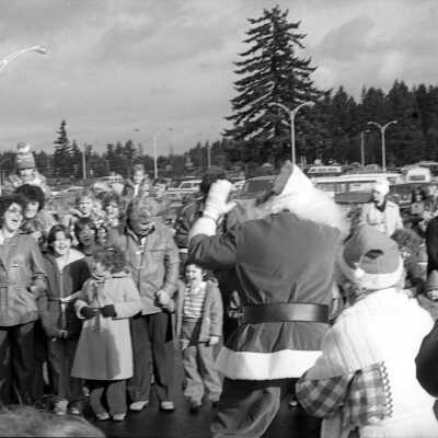 Santa at South Sound Center.: Frame 30