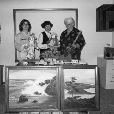 Santa at South Sound Center.: Frame 30a