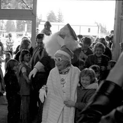 Santa at South Sound Center.: Frame 37