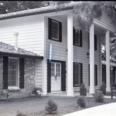 Homes of the year, 1975: Frame 4b