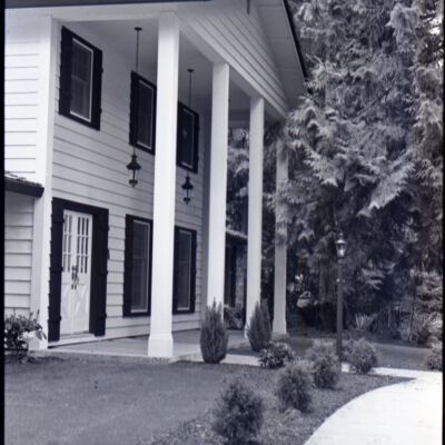 Homes of the year, 1975: Frame 5b