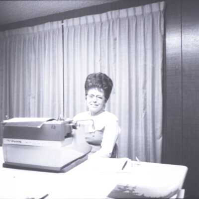 Agnes Kenmir, 1973