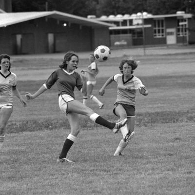 Lacey Rotary v. Unidentified team, 1978: Frame 38d