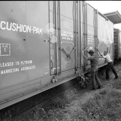 Railroad Workers, 1973: Frame 2