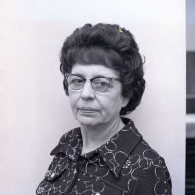 Agnes Kenmir, 1975: Frame 5