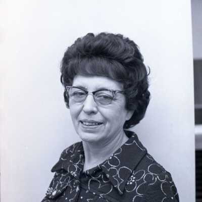 Agnes Kenmir, 1975: Frame 6