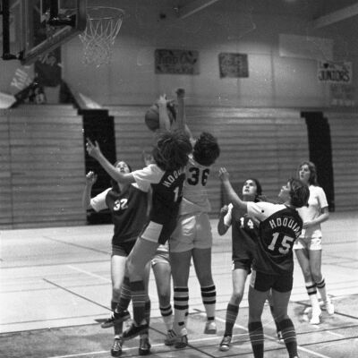 Timberline v. Hoquiam, Timberline High School gym, 1976: Frame 39d