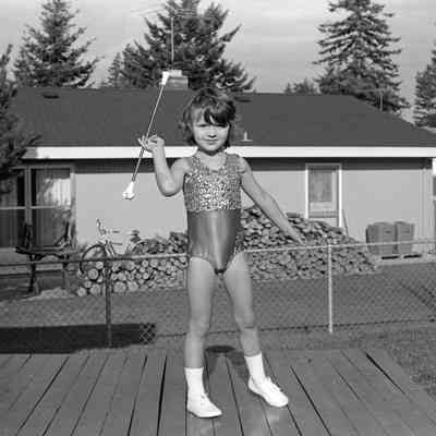 Angie Darling, 1975: Frame 12