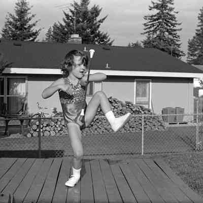 Angie Darling, 1975: Frame 14