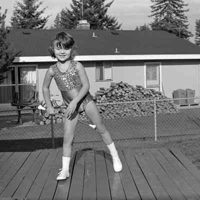 Angie Darling, 1975: Frame 6