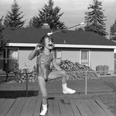 Angie Darling, 1975: Frame 8