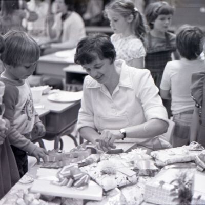 School's Out, 1976