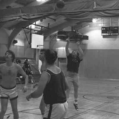 Mens' basketball game, January 26, 1977: Frame 35d