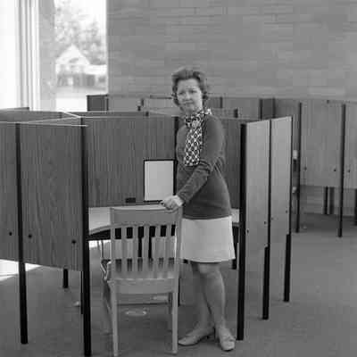 Beth Hansen poses for Lacey Leader