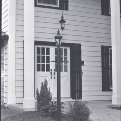 Homes of the year, 1975: Frame 15c