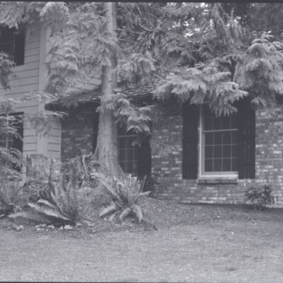 Homes of the year, 1975: Frame 16c