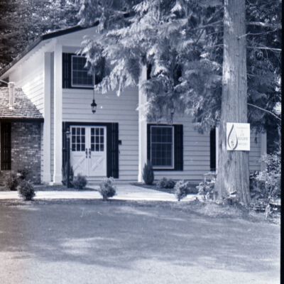 Homes of the year, 1975: Frame 11b