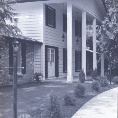 Homes of the year, 1975: Frame 12b