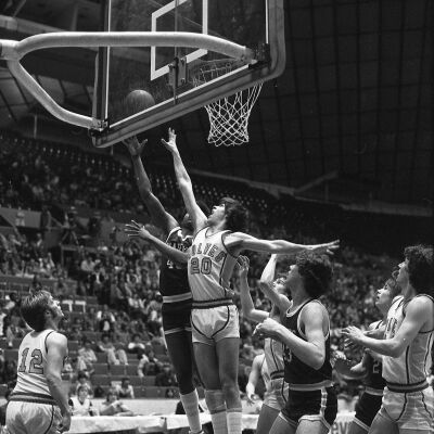 Timberline vs. Sequim State Tournament, 1980: Frame 10