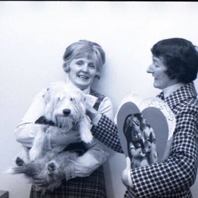 Unidentified people, Date unknown: Frame 11j