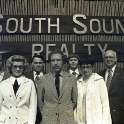 Unidentified people, Date unknown: Frame 29d
