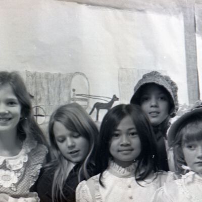 Unidentified girls, Date unknown: Frame 35c