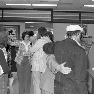Unidentified people, Date unknown: Frame 10