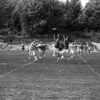 Football, September 15, 1976: Frame 33a