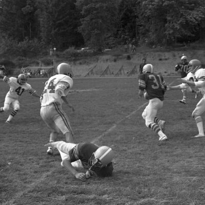 Football, September 15, 1976: Frame 34a