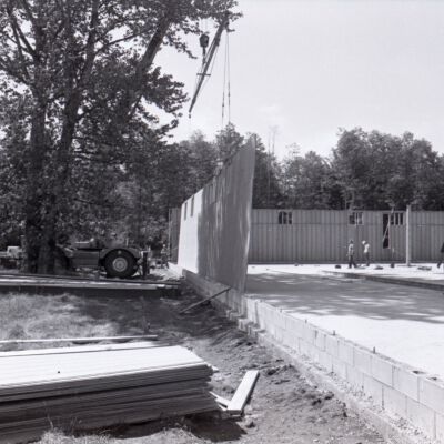 B&R Sales barn under construction, 1973: Frame 10