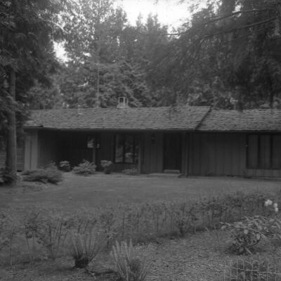Real Estate, B&B PW, Date unknown: Frame 13