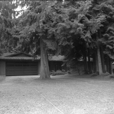 Real Estate, B&B PW, Date unknown: Frame 14