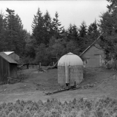 Real Estate, B&B PW, Date unknown: Frame 15