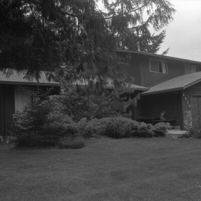 Real Estate, B&B PW, Date unknown: Frame 8