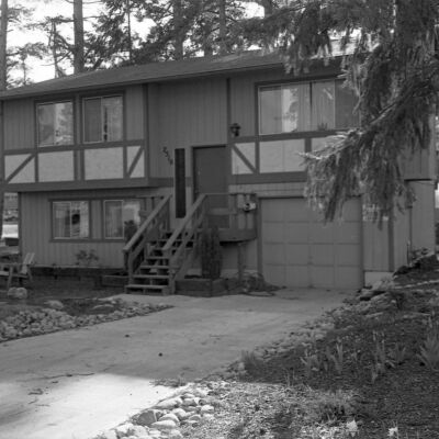 House #7510, April 24, 1979: Frame 30