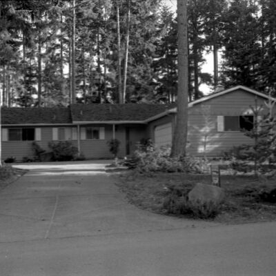 House #2025, April 24, 1979: Frame 39