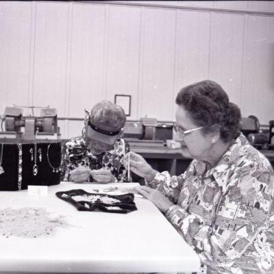 Jewelry and Corsage Makers, 1976