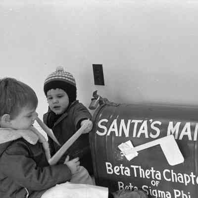 Unidentified boys, December 3, 1975: Frame 5
