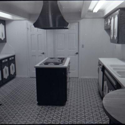 Homes of the year, 1975: Frame 23c