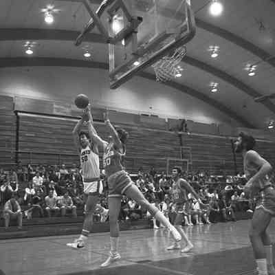 Saint Martin's University v. Alaska basketball game, Marcus Pavilion, St. Martin's University, Date unknown: Frame 1b