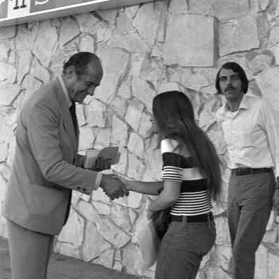 Unidentified people, Pay 'n Save, Date unknown.: Frame 11
