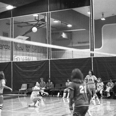 Girls' volleyball game, 1978: Frame 39