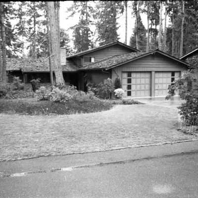 Real estate, Date unknown: Frame 22A