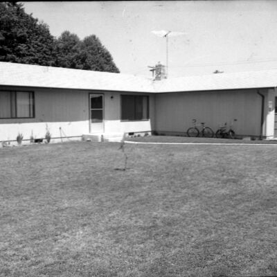 Real estate, Date unknown: Frame 24B
