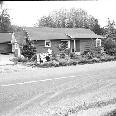 Real estate, Date unknown: Frame 18A
